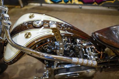 Moto seb brun