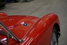 MG A 1500 de 1957-détail flan droit.JPG