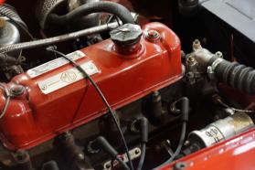 MG A 1500 de 1957-détail moteur.JPG